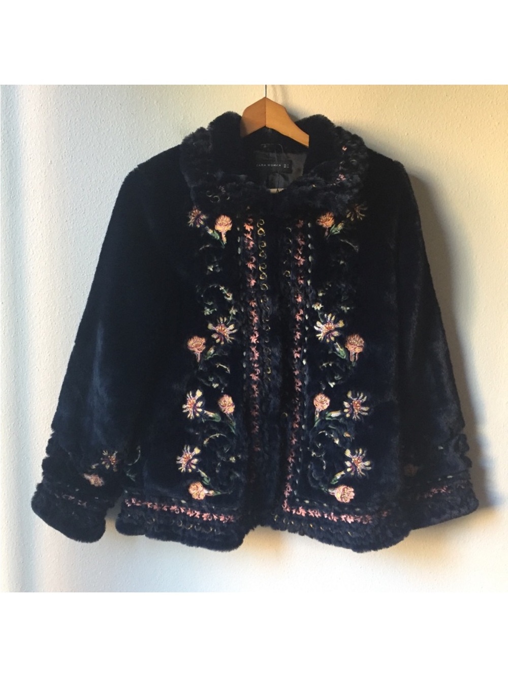 Zara Midnight Navy Embroidered Floral Plush Coat Boho Folk Romantic Faux Fur - Picture 5 of 14